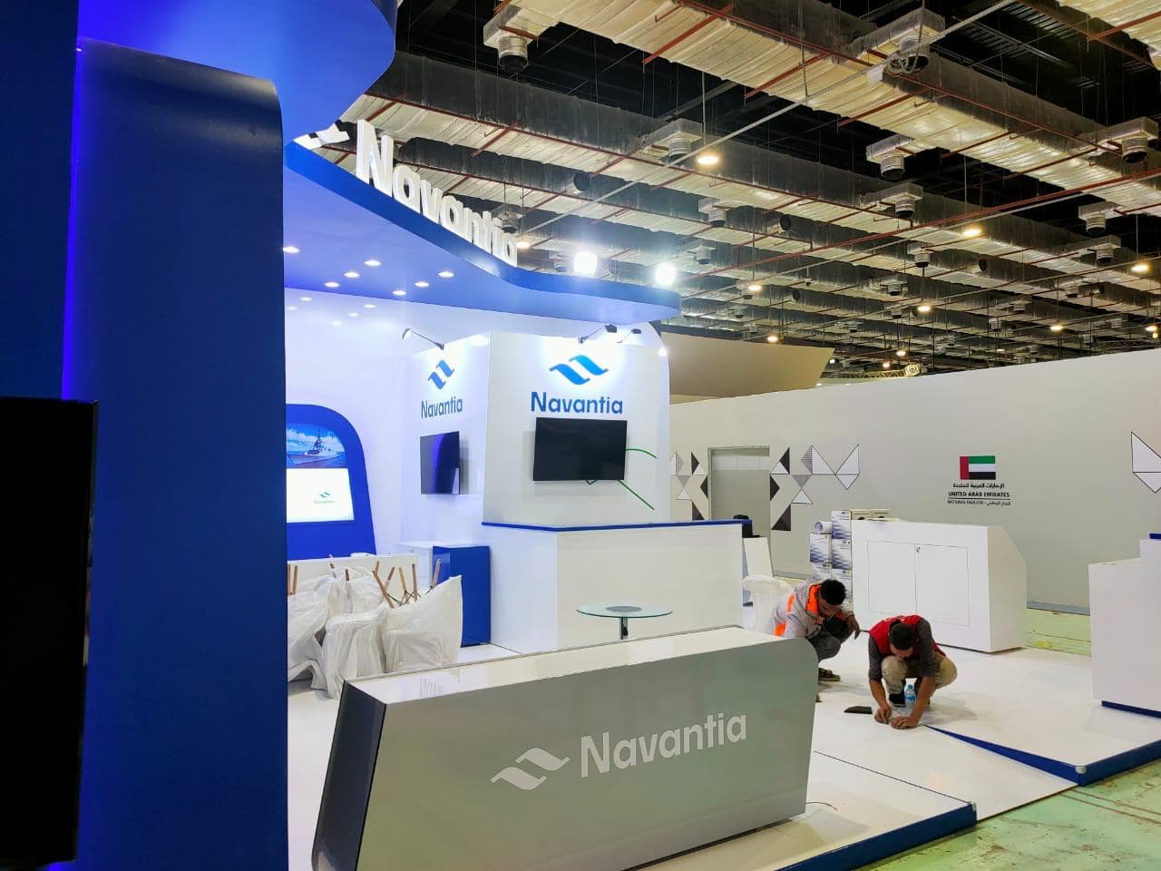 Illuminated vessel model vitrine, Equal's stand for Navantia